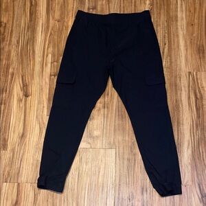 Kenneth Cole women’s large pants  Black Cargo stretch jogger pull on Athleisure